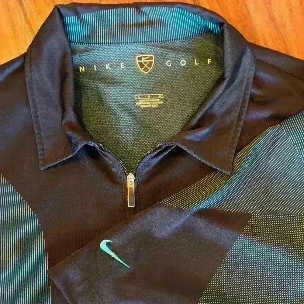 Nike Golf Polo Men's Large Short Sleeve Shirt Black Blue Activewear Swoosh‎ Logo